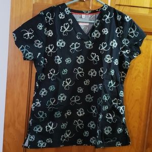 White Cross Small Clover Black Scrub Top